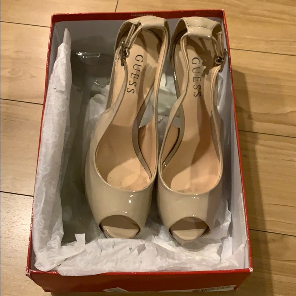 Guess Open Toe Pumps